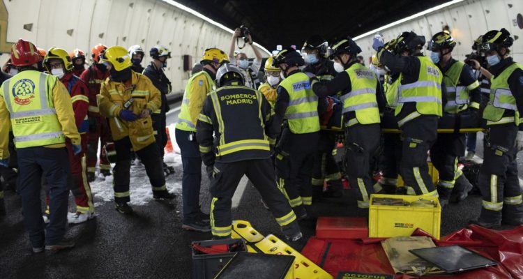 Simulacro intervención bomberos en túnel