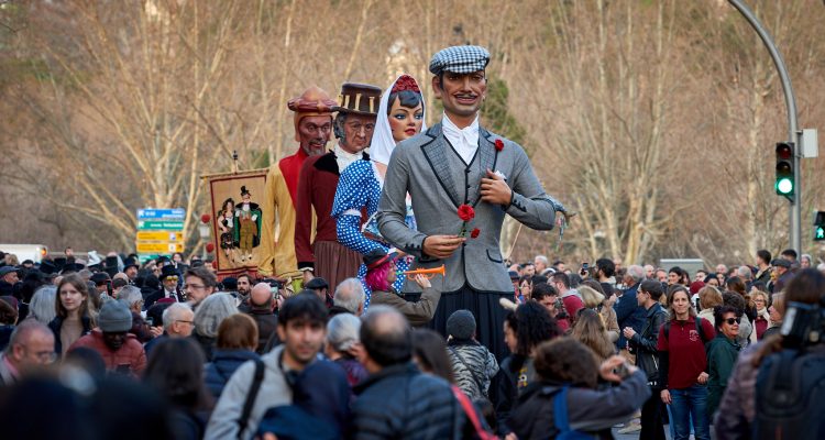 Gigantes y cabezudos