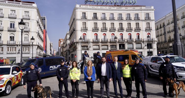 La vicealcaldesa y delegada de Seguridad y Emergencias, Inma Sanz, durante la presentación del dispositivo de Semana Santa