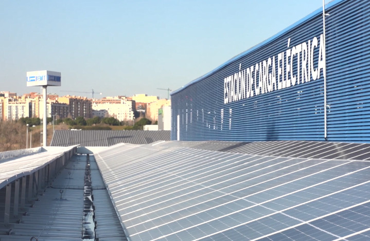 Cubierta fotovoltaica - Fase II electrificación Carabanchel