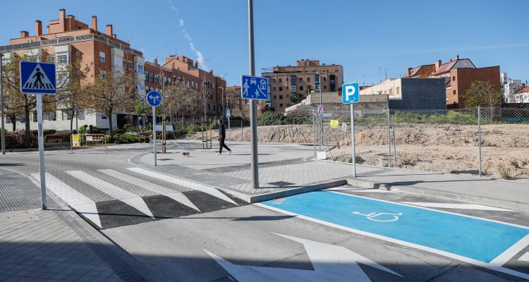 La plaza de Calicanto en el paseo de la Dirección en Tetuán