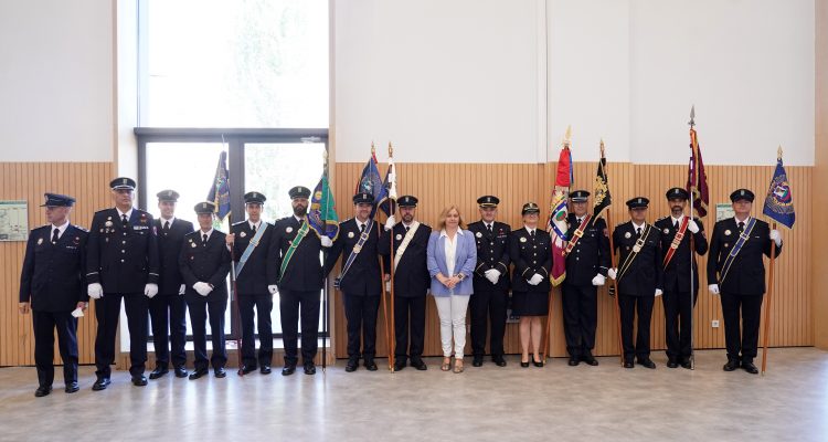 Inma Sanz durante el acto de entrega de despachos a 29 nuevos subinspectores de la XIV promoción de Policía Municipal