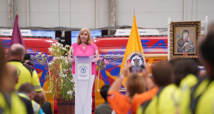 Inma Sanz, delegada de Vicealcaldía, Portavoz, Seguridad y Emergencias, preside los actos de celebración de la patrona de SAMUR-Protección Civil